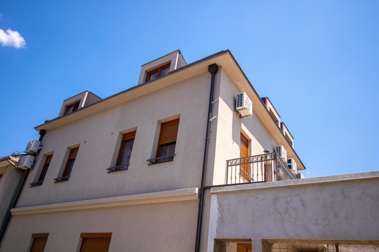 Luxury Apartments Iris Mostar Exterior foto